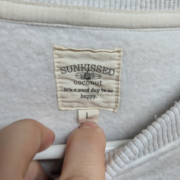 Gray Crew Neck Sweater with Ribbed Details - Picture 3 of 5